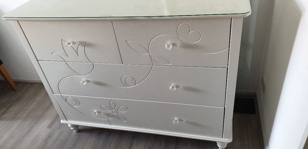 Ladekast met glasplaat erop, Ophalen, 100 tot 150 cm, Glas, Zo goed als nieuw