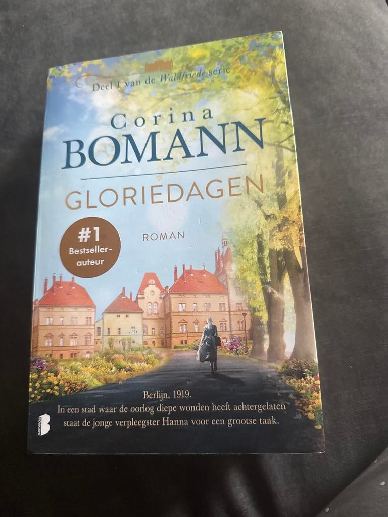 Gloriedagen - Corina Bomann (Deel 1 Waldriede serie), Ophalen, Gelezen