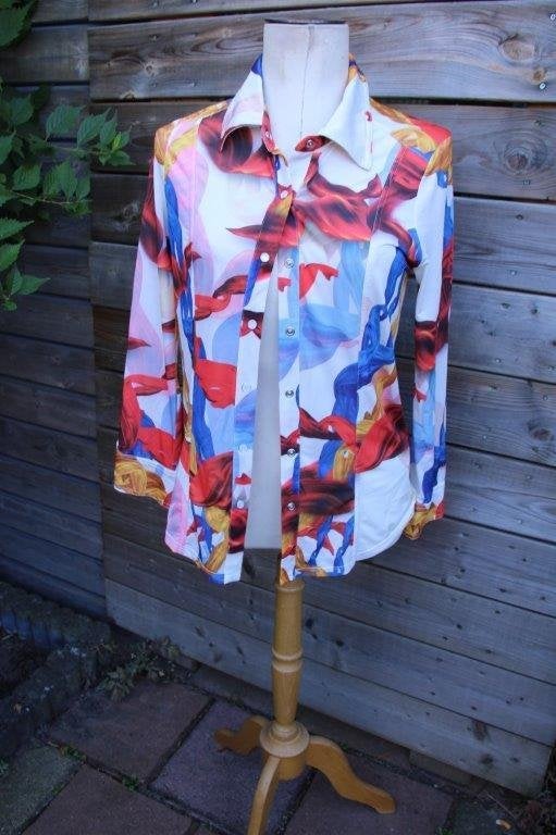 Blouse creme/ kleur Etoile du Monde mt 4( 40)drukknoop Vaste, Kleding | Dames, Maat 38/40 (M), Etoile, Beige, Ophalen of Verzenden