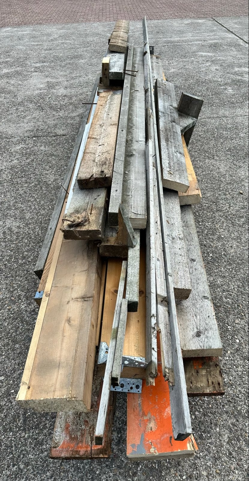 Brandhout, planken en balken, Minder dan 3 m³, Ophalen, Overige houtsoorten