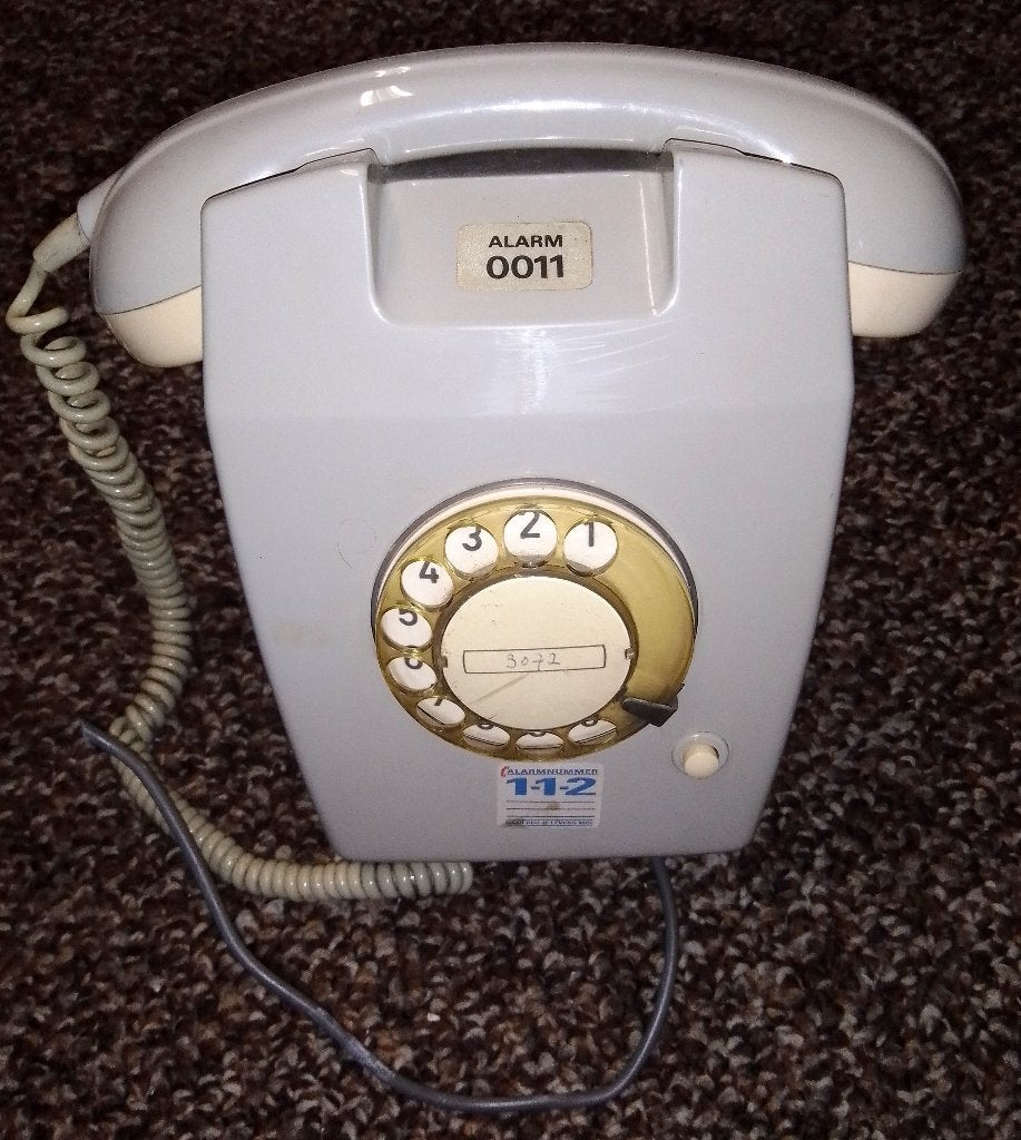 Wandtelefoon, Ophalen, Gebruikt, Met draaischijf