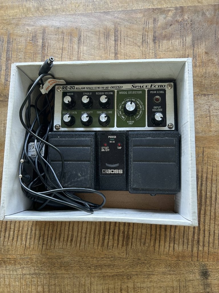 boss re 20 space echo, Ophalen of Verzenden, Zo goed als nieuw, Delay of Echo