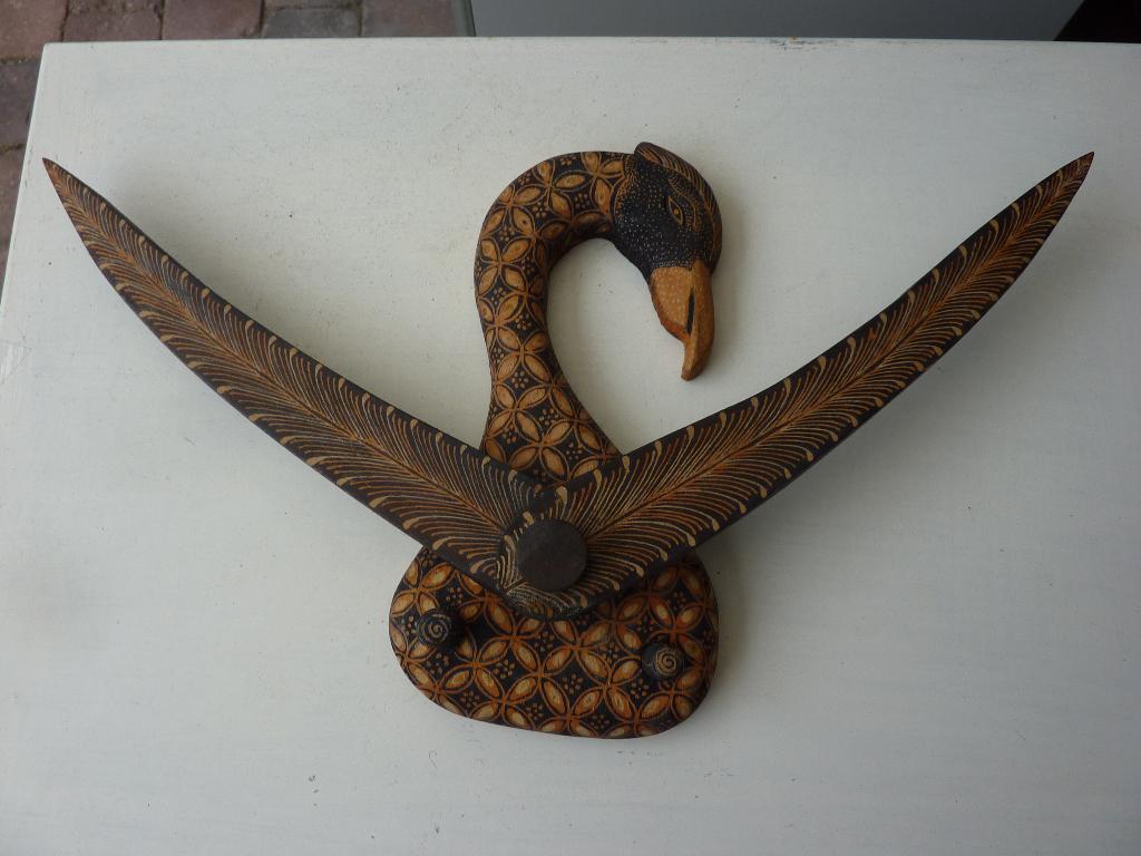 kunst houtsnijwerk vogel-brievenhouder, Antiek en Kunst, Kunst | Beelden en Houtsnijwerken, Ophalen of Verzenden, Hout, Houtsnijwerk