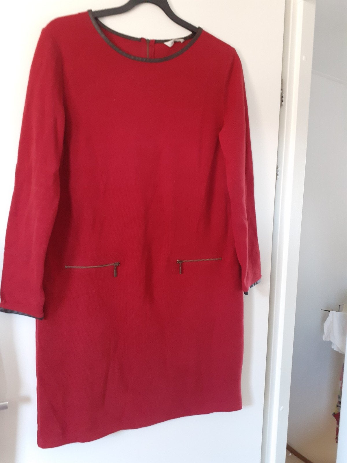 Leuke rode trui maat 44, Kleding | Dames, Truien en Vesten, Maat 42/44 (L), Ophalen of Verzenden, Rood, Defacto