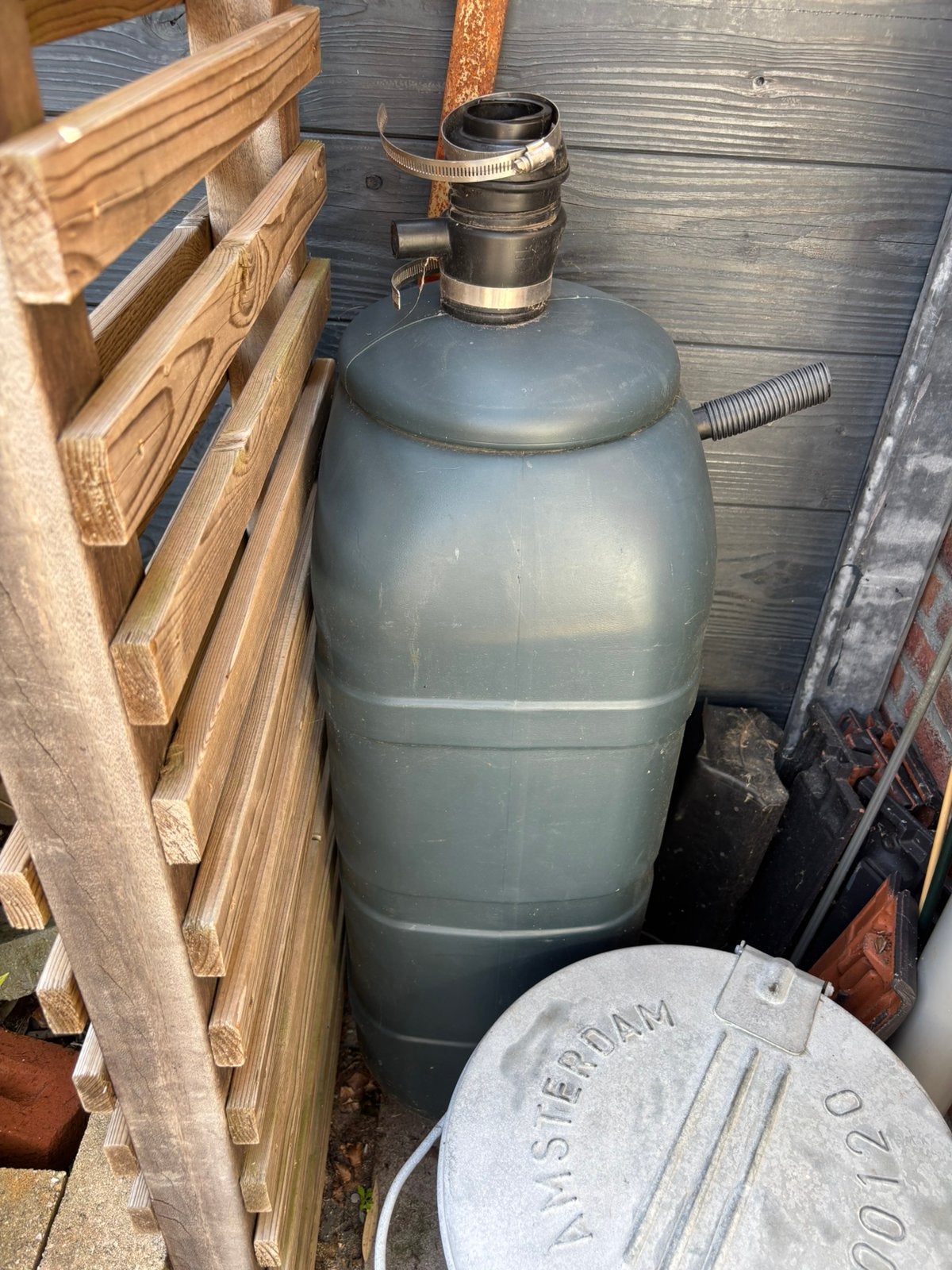 Regenton intratuin, 150 liter of meer, Ophalen, Zo goed als nieuw