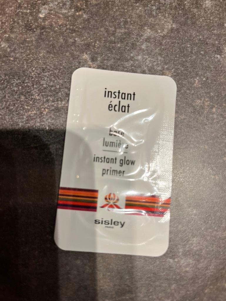 Nieuw Sisley Instant Eclat sample, Gehele gezicht, Beige, Nieuw, Ophalen of Verzenden