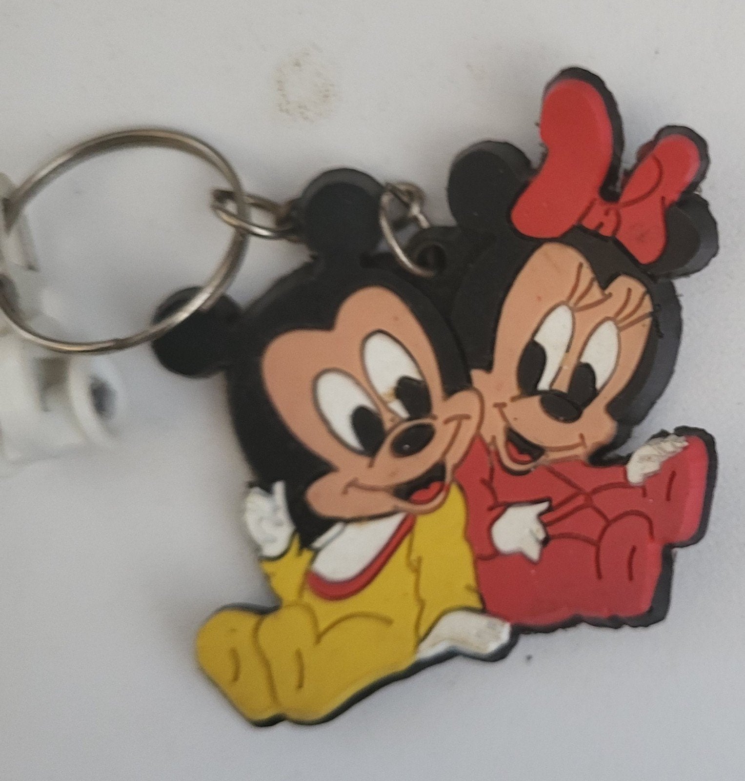 Leuke Sleutelhanger Mickey en Minnie Mouse Baby, Ophalen of Verzenden, Gebruikt, Knuffel of Figuurtje