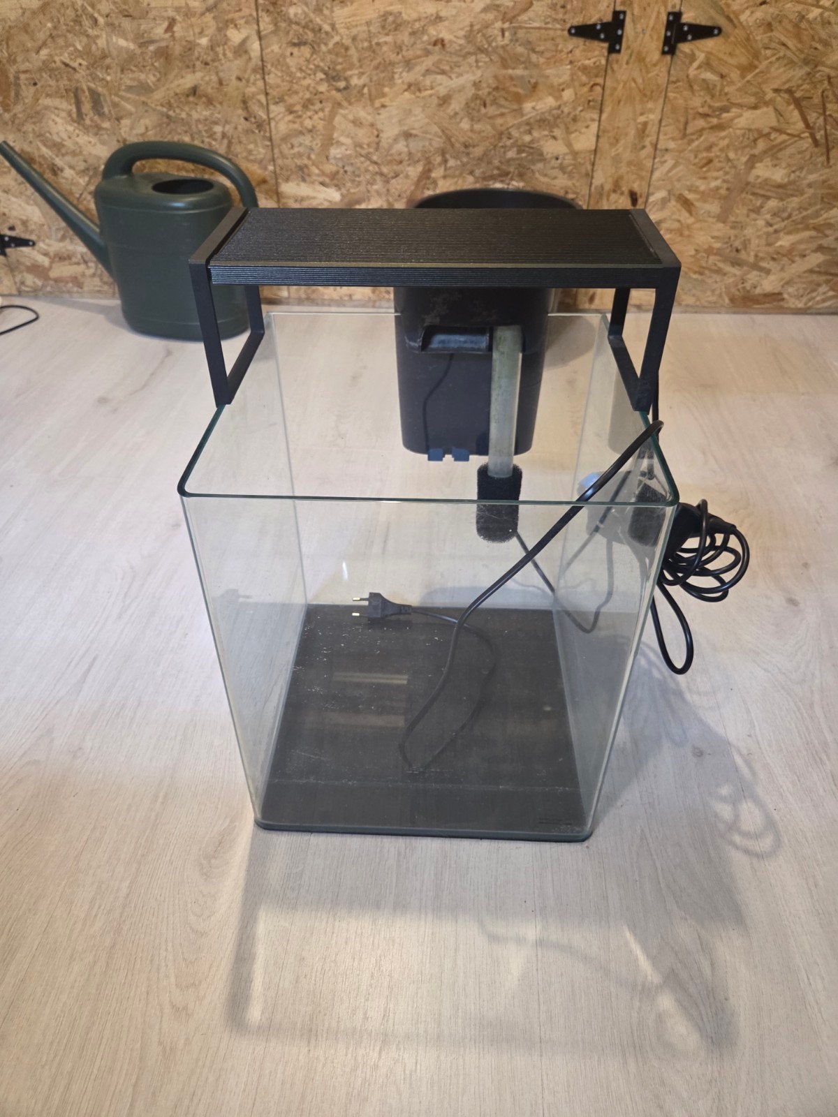 Dennerle Nano cube 30cm, Ophalen, Dennerle, Zo goed als nieuw, Leeg aquarium