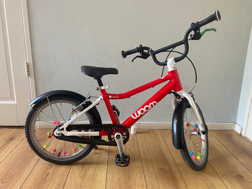 Nette Woom 3 16 inch, Fietsen en Brommers, Fietsen | Kinderfietsjes, Zo goed als nieuw, 16 tot 20 inch, Velgrem, Ophalen