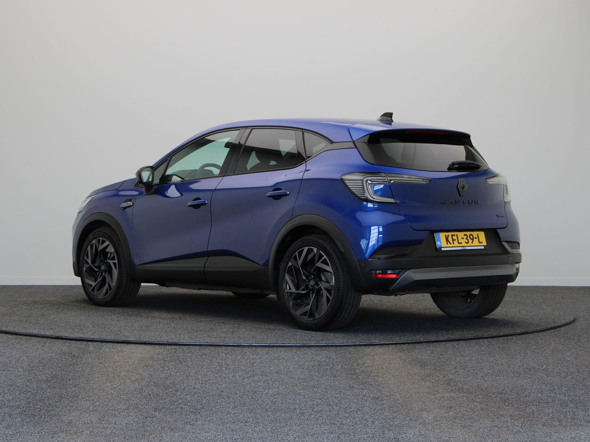 Renault Captur full hybrid 145pk E-Tech Esprit Alpine | Stuu, Parkeersensor, Gebruikt, Blauw, Leder en Stof