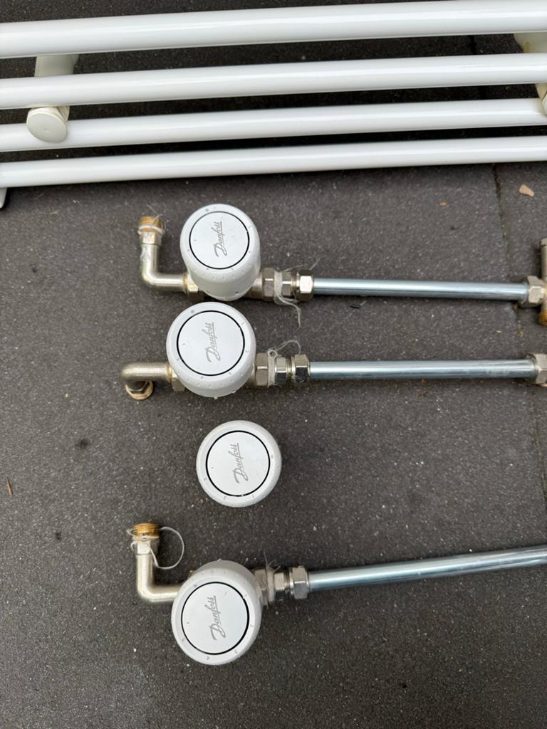 Danfoss thermostaatknoppen (4 stuks) evt met onderblokken, Gebruikt, Minder dan 30 cm, Minder dan 60 cm, Ophalen