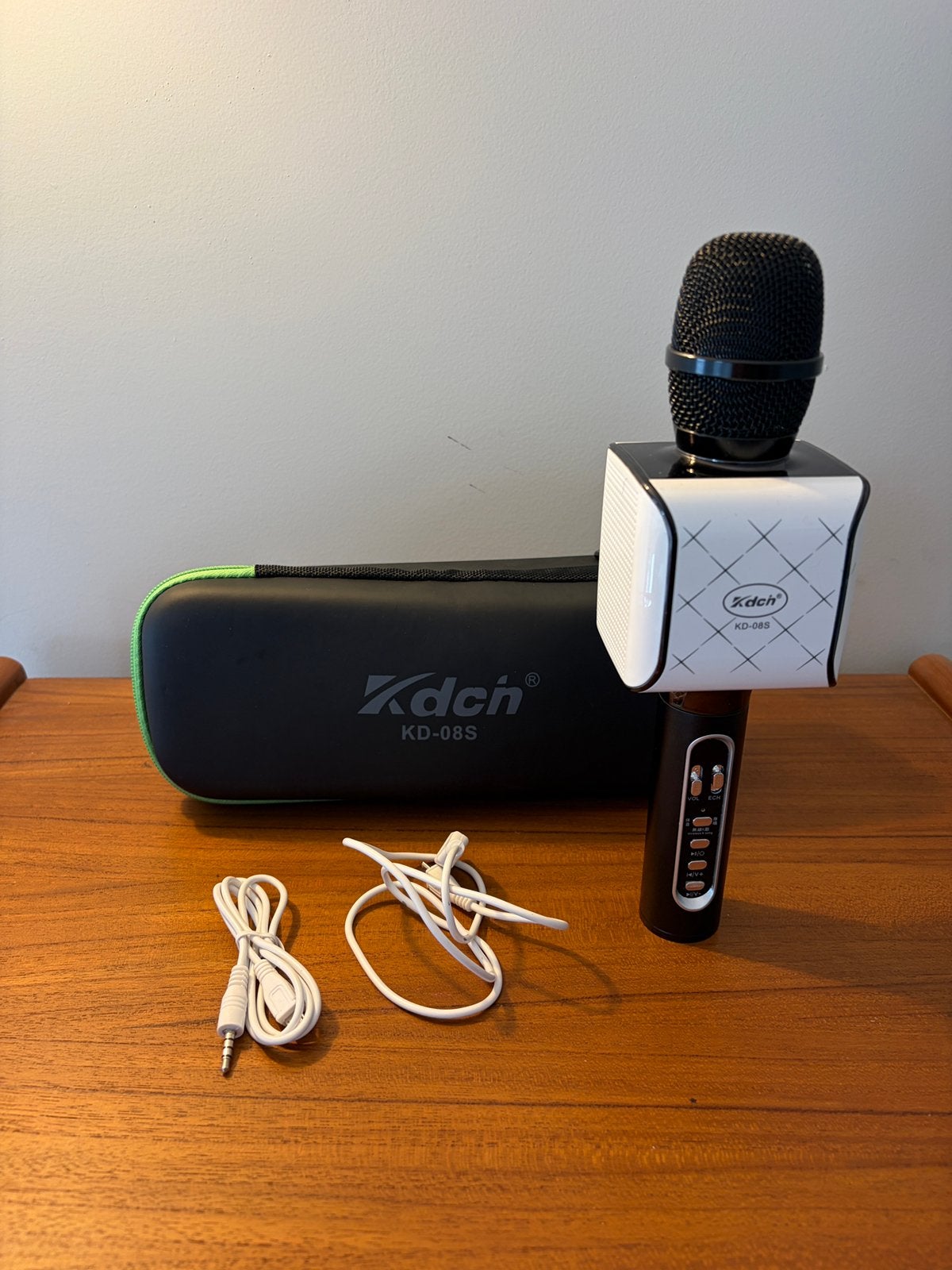 Portable Bluetooth Karaoke Microphone – KD-08S, Overige soorten, Minder dan 8x, Zo goed als nieuw, Ophalen