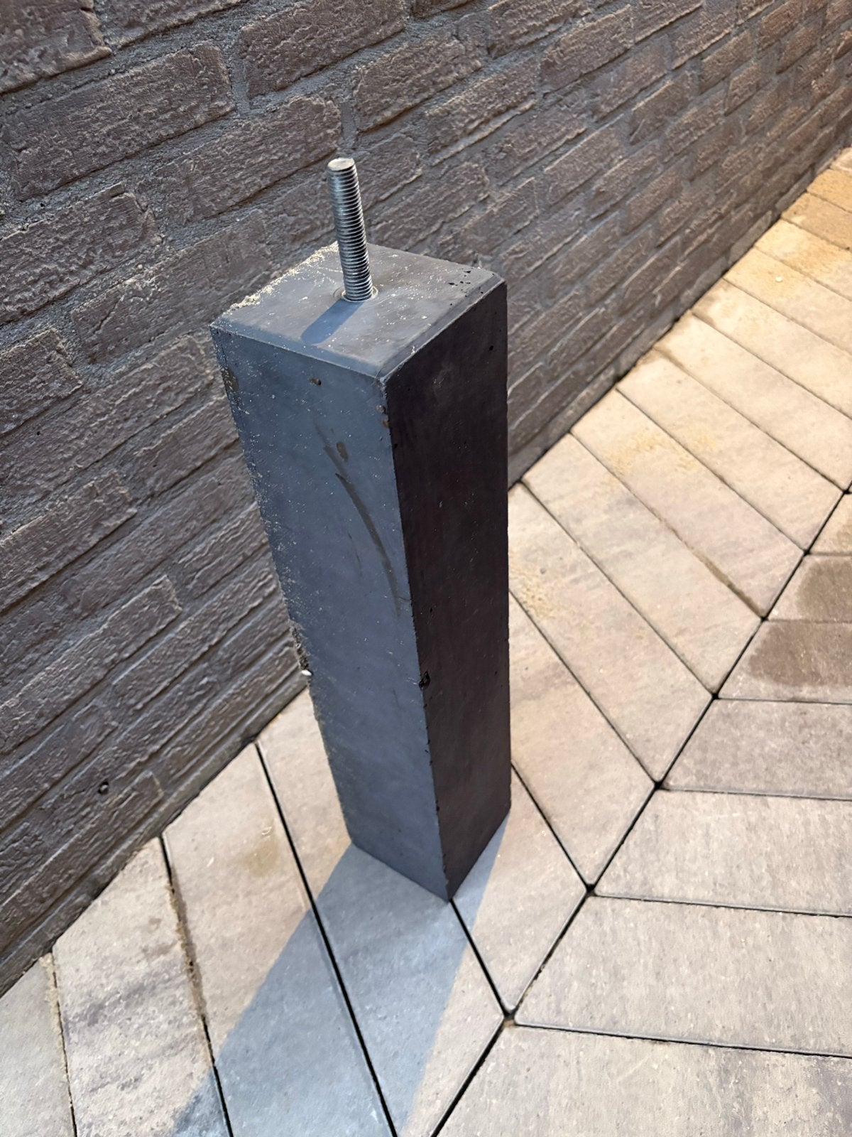 Betonpoer 12x12x58 cm met draadeind M16, Ophalen, Gebruikt, 250 mm of meer, Overige typen