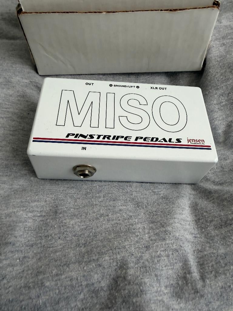 Pinstripe pedals MISO line Isolater box, Muziek en Instrumenten, Effecten, Gebruikt, Ophalen of Verzenden