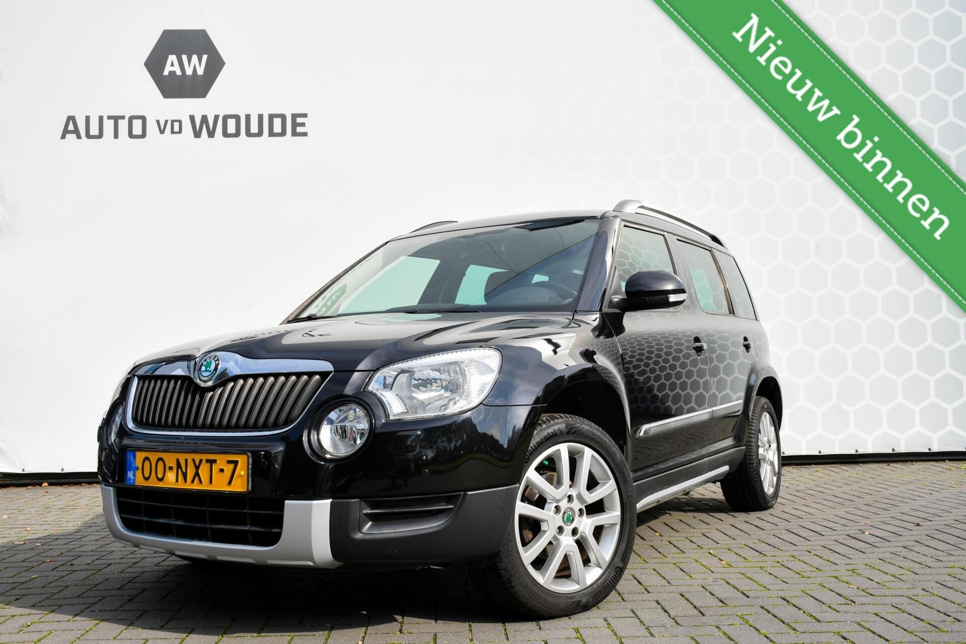 Skoda Yeti 1.2 TSI Elegance Automaat Cruise Trekhaak PDC, Auto's, Euro 5, Stof, Gebruikt, 4 cilinders