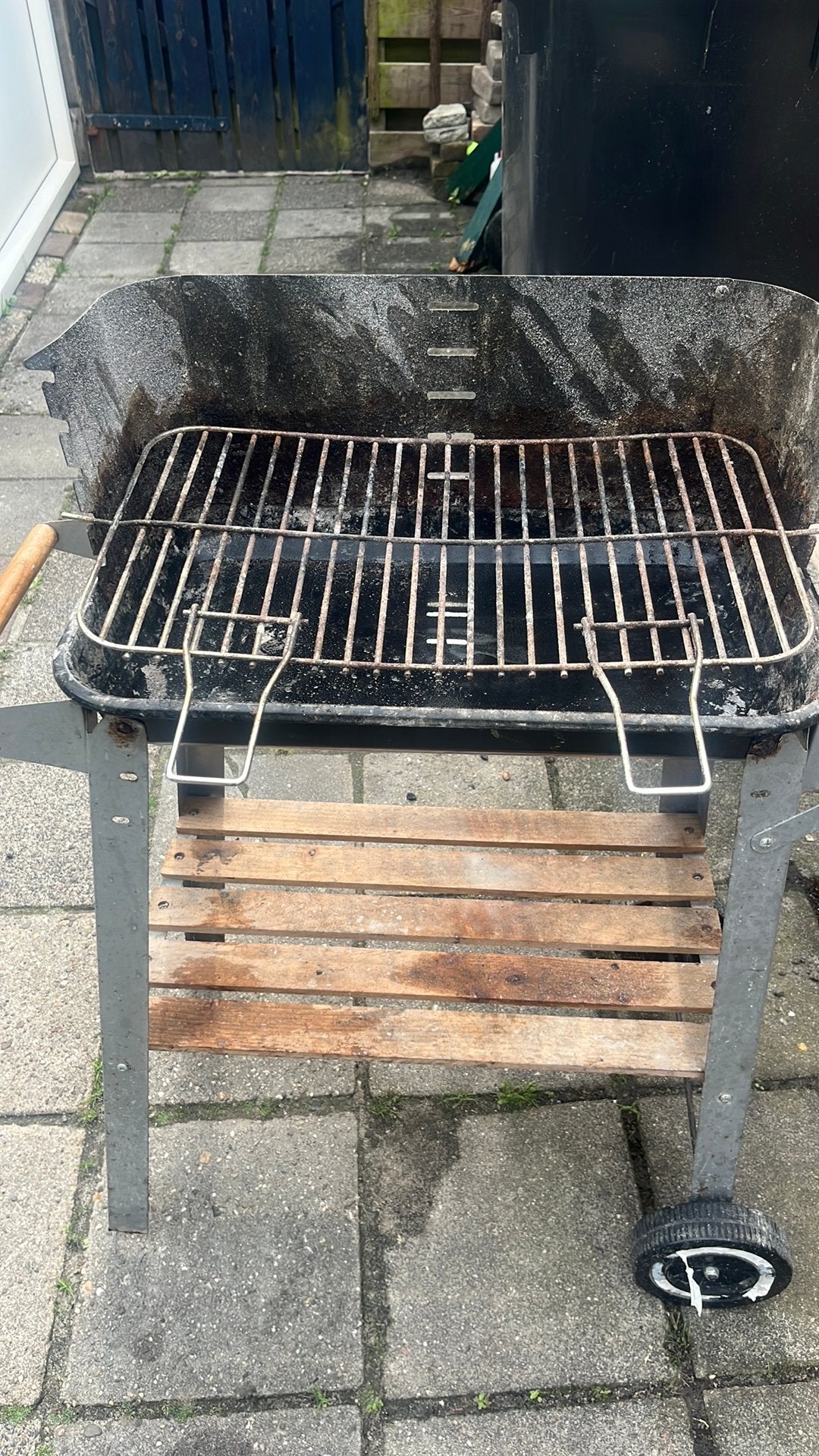 Gebruikt barbecue, Tuin en Terras, Ophalen, Gebruikt