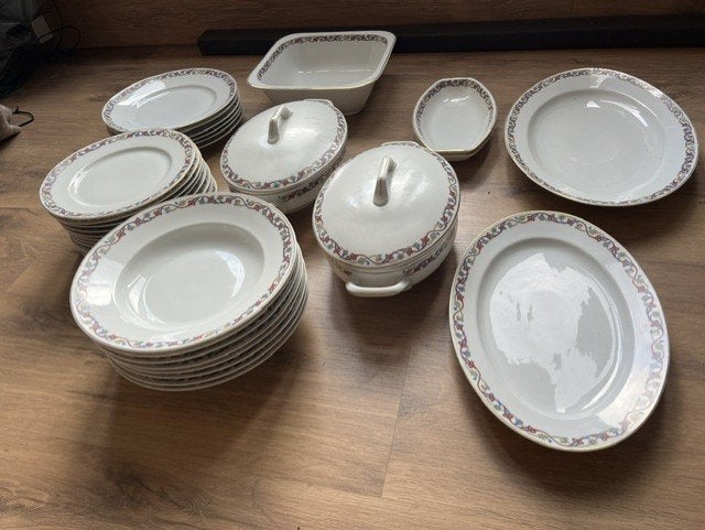 Epiag Czechoslovakia servies porcelein, Ophalen