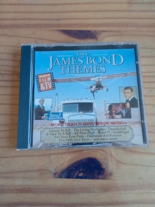Cd the James Bond themes, Ophalen of Verzenden, Zo goed als nieuw