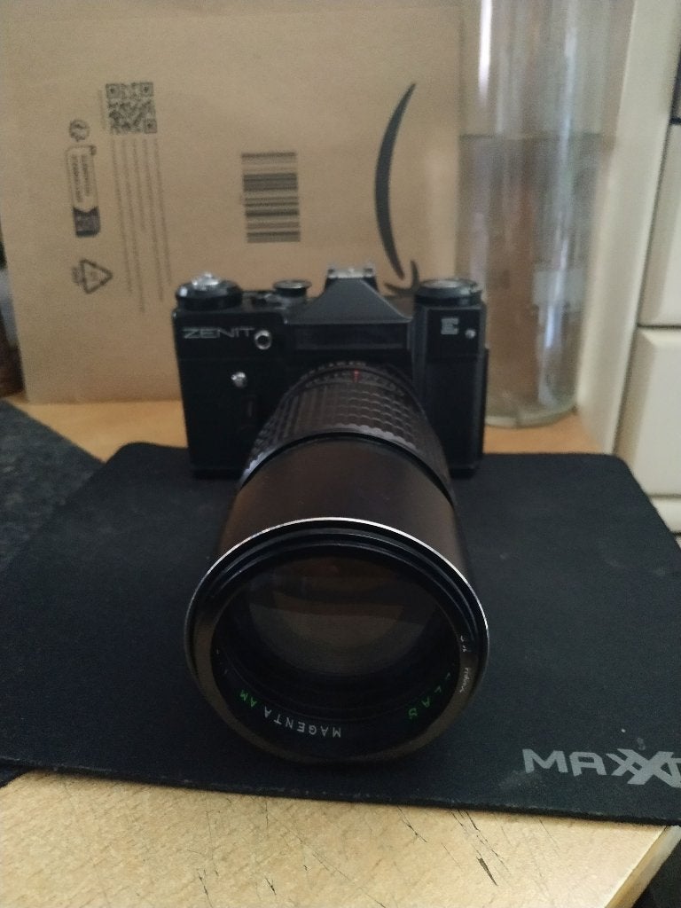 Zenit-E + objectief, Audio, Tv en Foto, Fotocamera's Analoog, Ophalen of Verzenden, Gebruikt, Spiegelreflex, Overige Merken