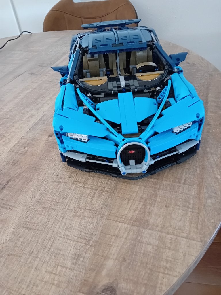 Technic Bugatti Chiron, Kinderen en Baby's, Ophalen, Gebruikt, Lego, Complete set