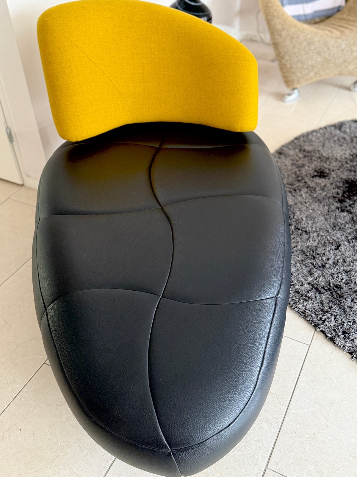 Leolux Kikko chaise longues (Links & Rechts), Ophalen, 125 cm of meer, Leer, Zo goed als nieuw