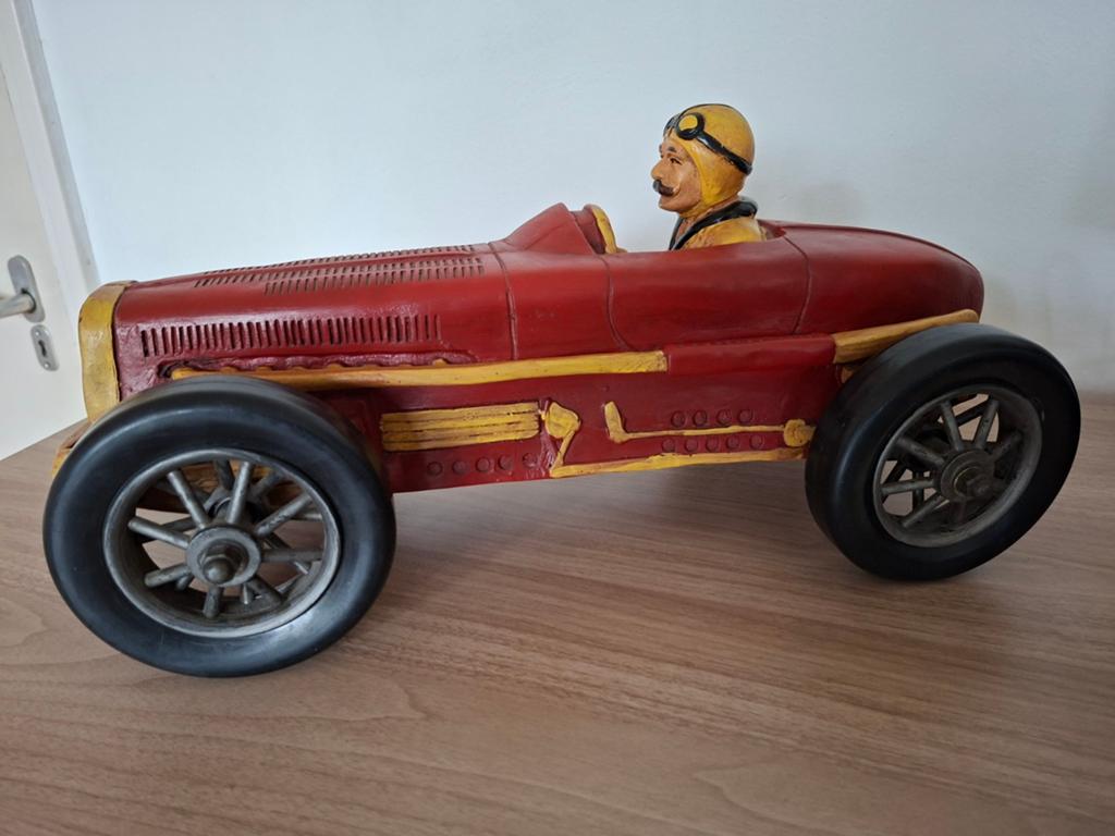 Grote Vintage Bugatti Racewagen met Coureur, Ophalen