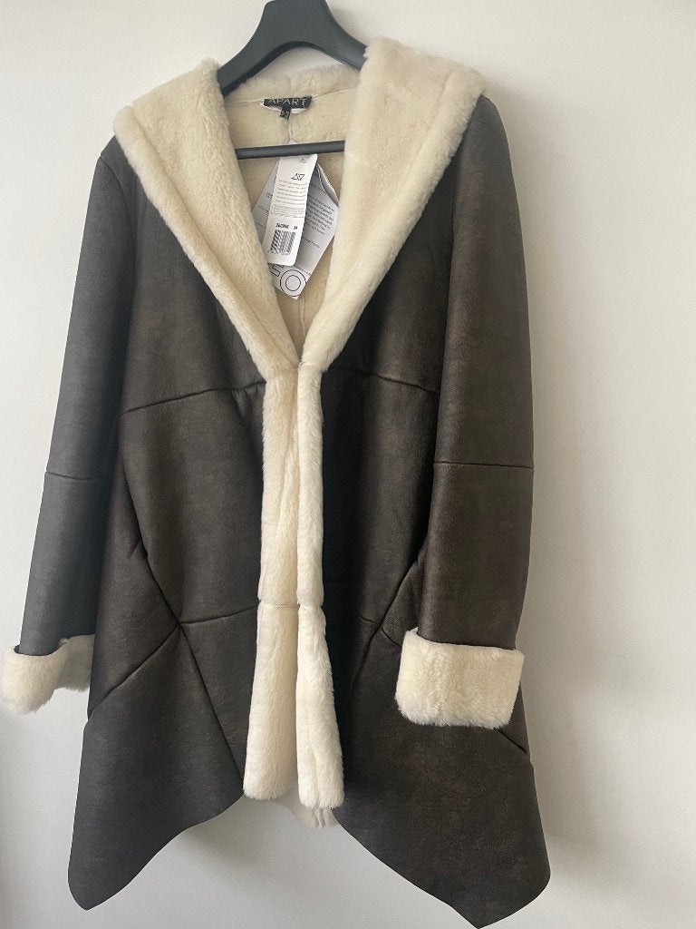 Imitatie shearling jas maat 34/36 -NIEUW, Ophalen of Verzenden, Nieuw, Maat 36 (S), Bruin