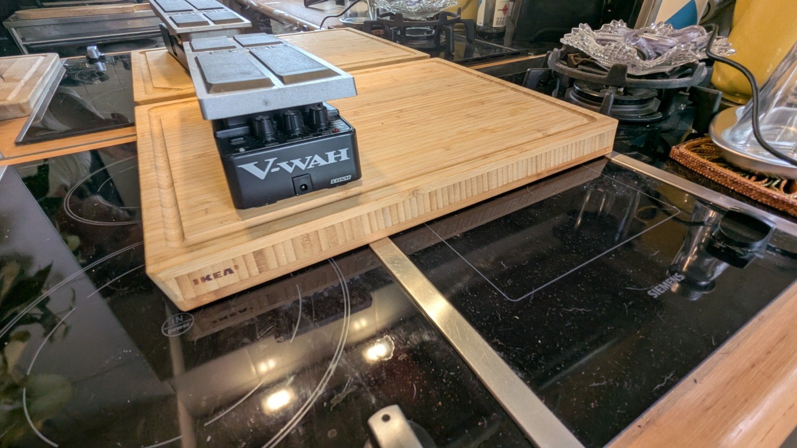 Boss V-Wah (VW-2) gitaar pedaal met bijpassende top  !, Muziek en Instrumenten, Effecten, Ophalen of Verzenden, Gebruikt, Volume