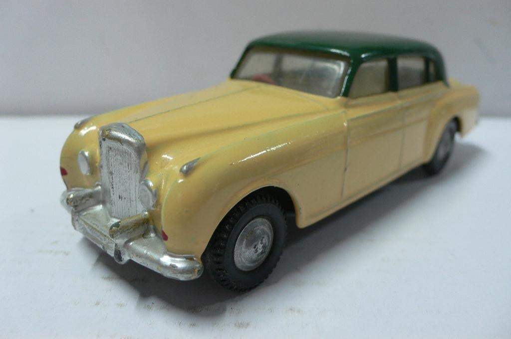 bentley saloon - spot on 1/42 - repaint-, Hobby en Vrije tijd, Modelauto's | 1:43, Verzenden, Gebruikt, Auto, Overige merken