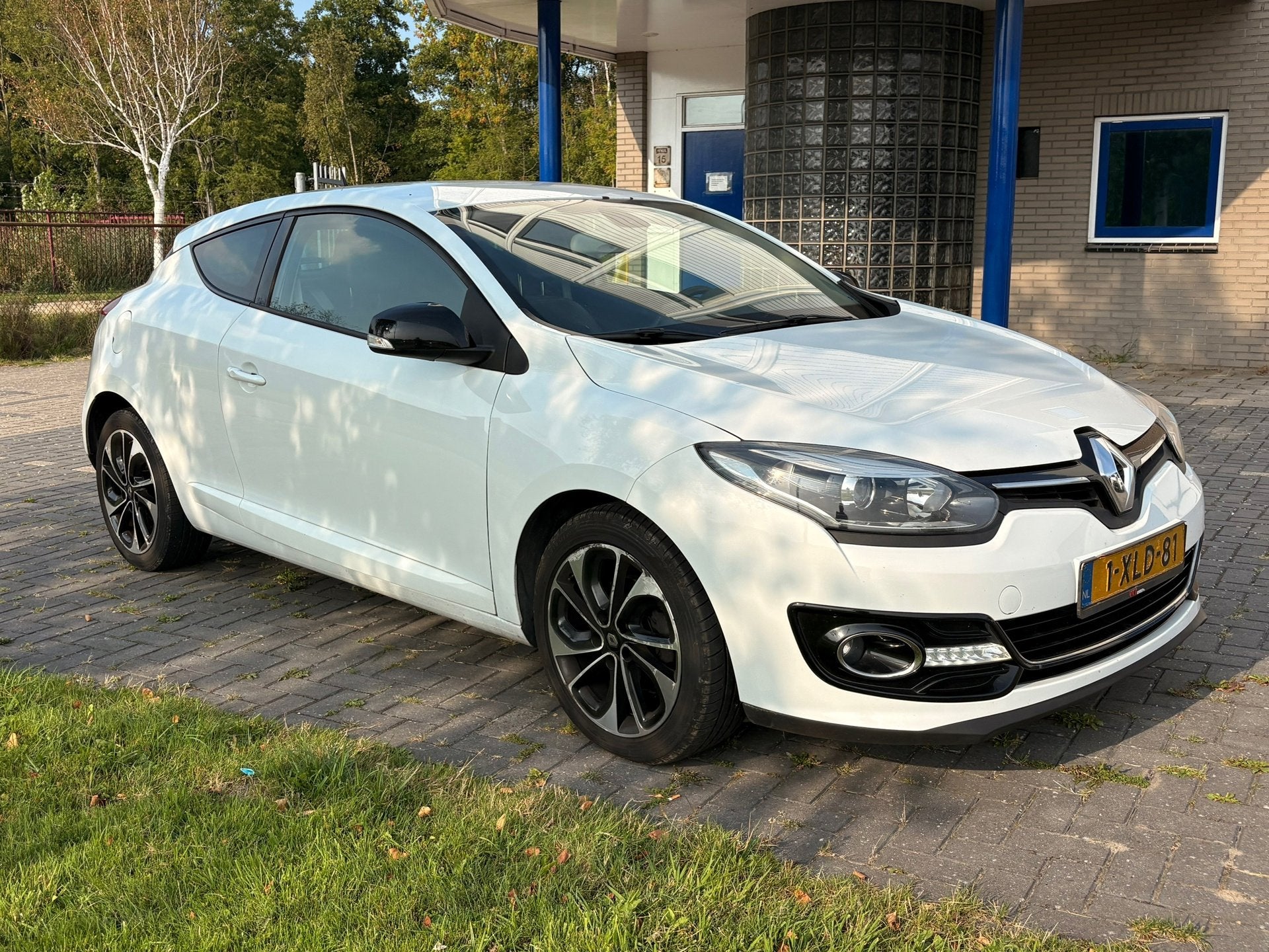 Renault Mégane Coupé 1.2 TCe Bose/Apk/NL/Keyless/Dealer Au, Auto's, Renault, Voorwielaandrijving, Euro 5, Stof, Gebruikt