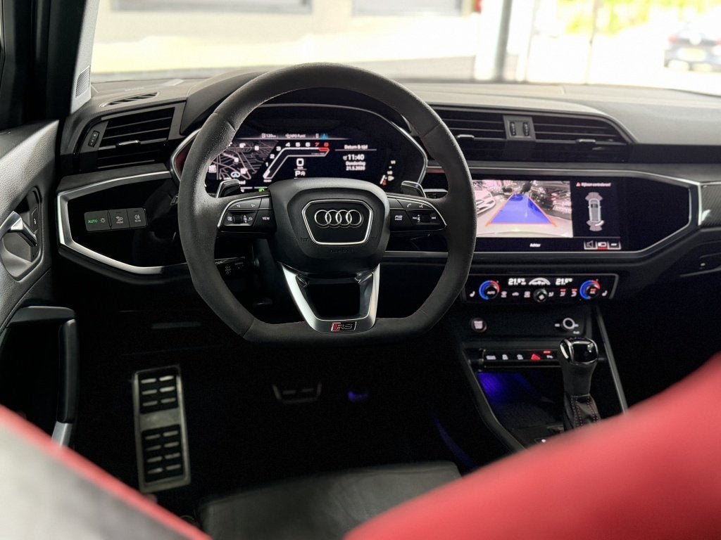 Audi RSQ3 Sportback 2.5 TFSI Quattro PANO RS SEAT TREKH, Auto's, Audi, Automaat, Gebruikt, Euro 6, 1790 kg