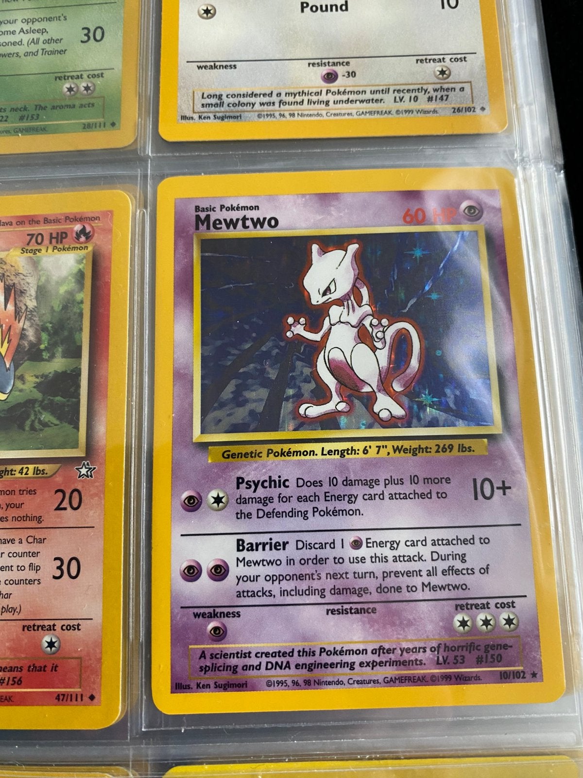Mewtwo holo base, Ophalen of Verzenden, Zo goed als nieuw