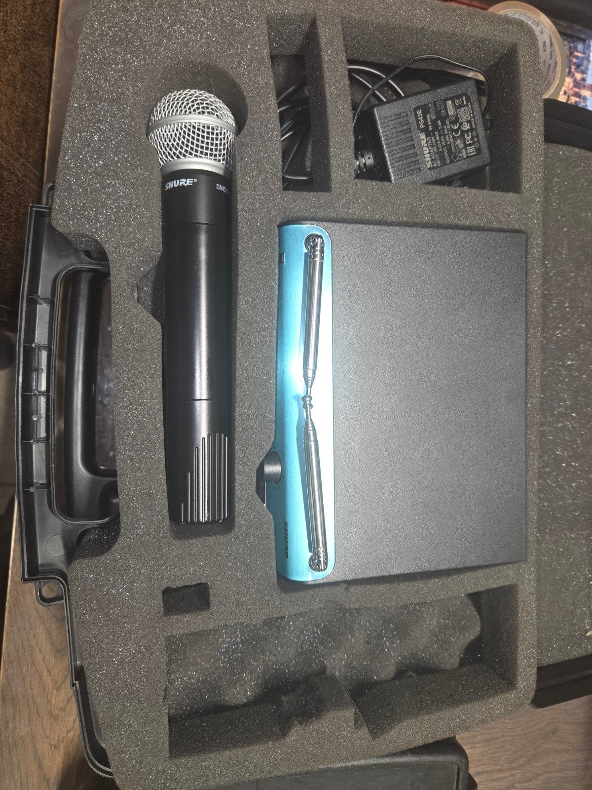Shure Wireless SM 58 legale Frequentie, Ophalen of Verzenden, Zo goed als nieuw, Zangmicrofoon