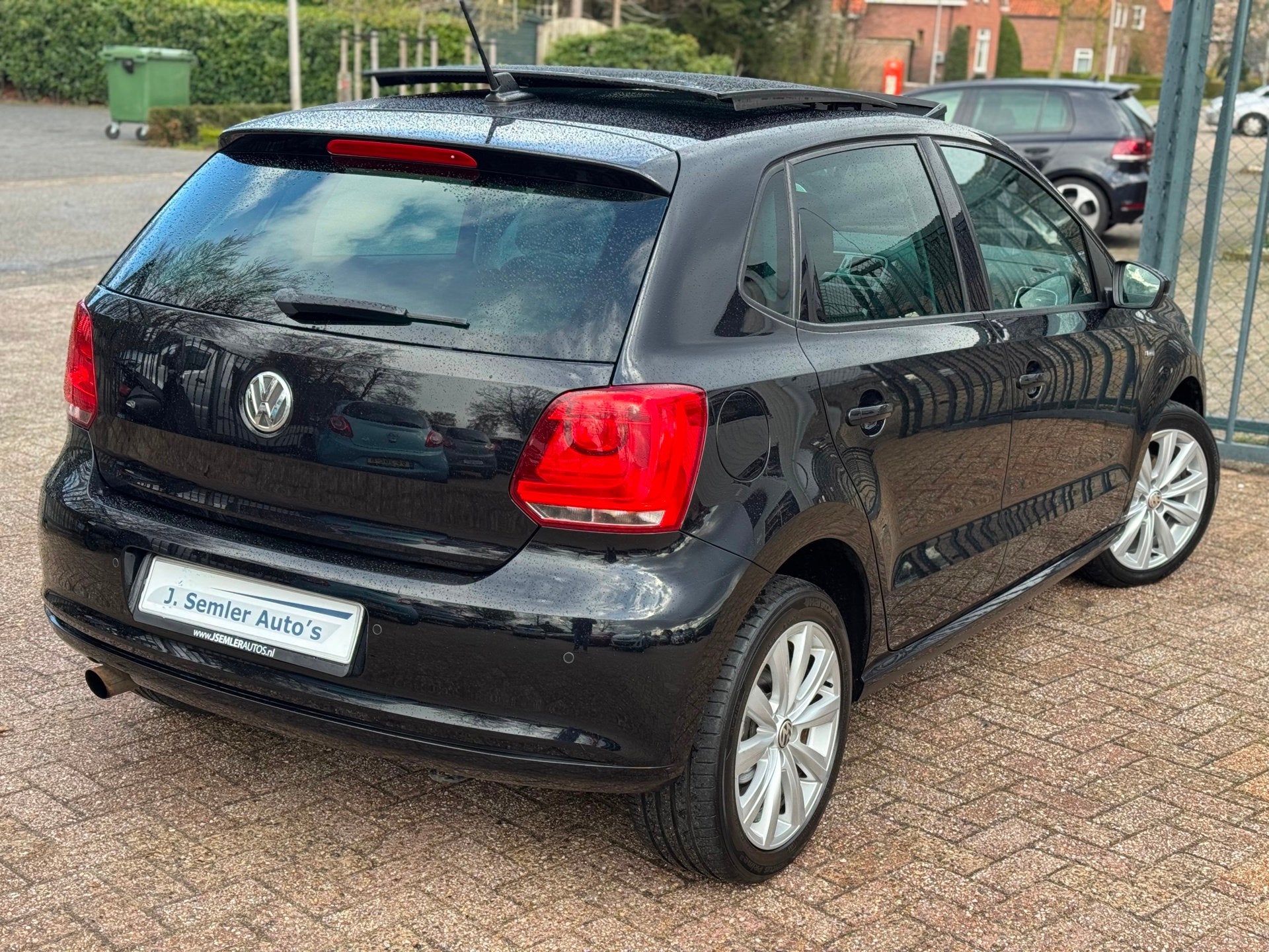 Volkswagen Polo 1.2 TSI LIFE Highline Edition AUTOMAAT PANOR, Auto's, Volkswagen, Gebruikt, 4 cilinders, Zwart, Origineel Nederlands