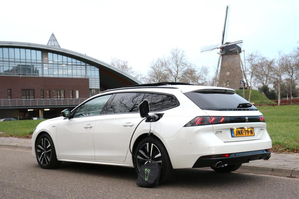 Peugeot 508 SW 1.6 PHEV Hybride Aut E-EAT8 222Pk PureTech GT, Auto's, 745 kg, Gebruikt, 4 cilinders, Wit