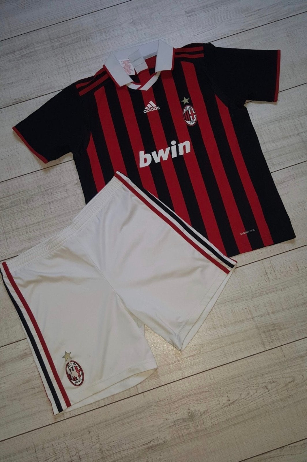 Adidas AC Milan voetbaltenue Beckham maat 152, Sport en Fitness, Voetbal, Ophalen of Verzenden
