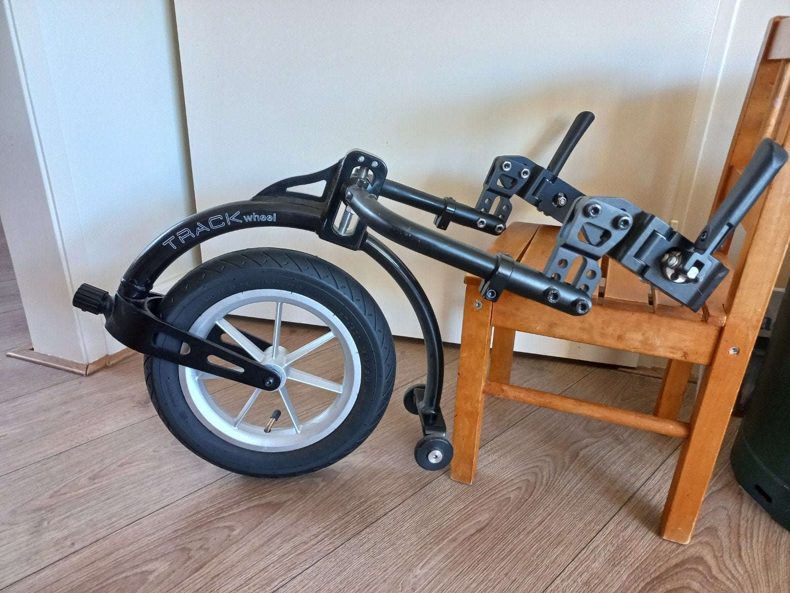 Trackwheel voor rolstoel, Ophalen, Zo goed als nieuw, Handbewogen rolstoel