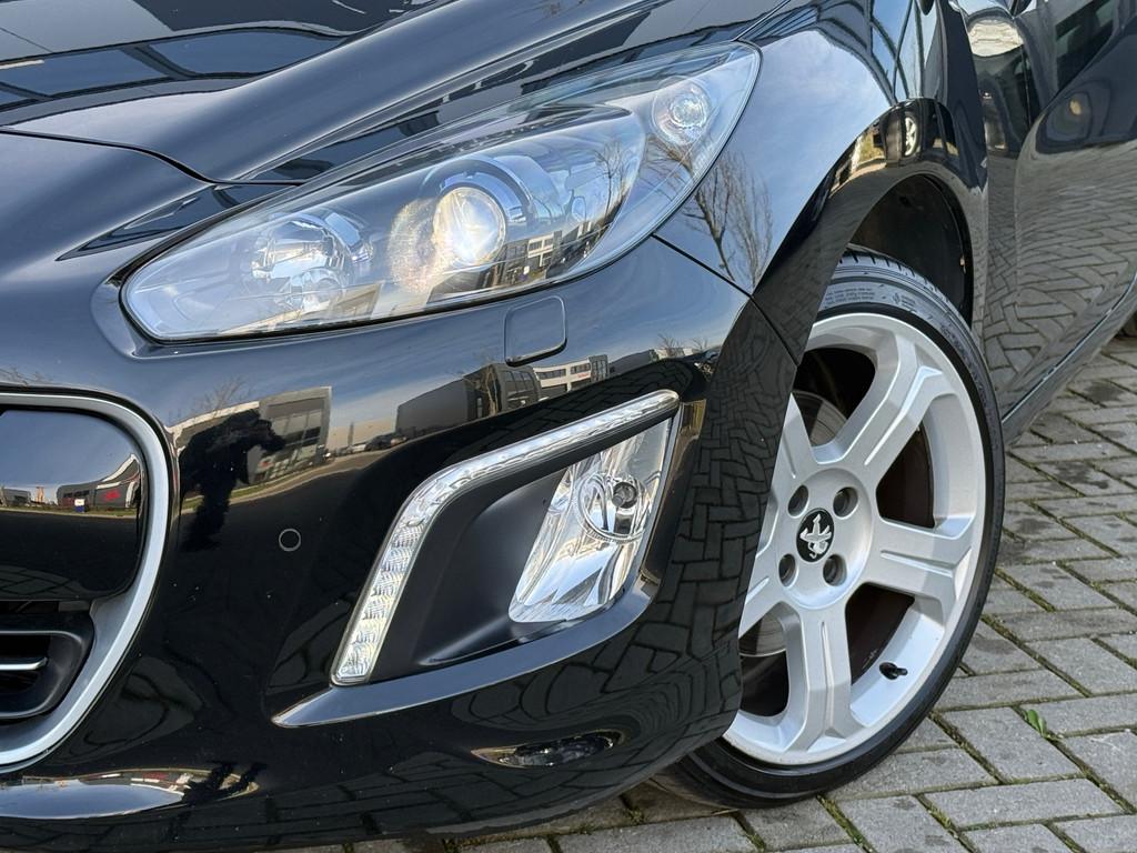 Peugeot 308 CC 1.6 THP Sport Pack / CABRIO / AUTOMAAT / STOE, Euro 5, Gebruikt, Zwart, Leder