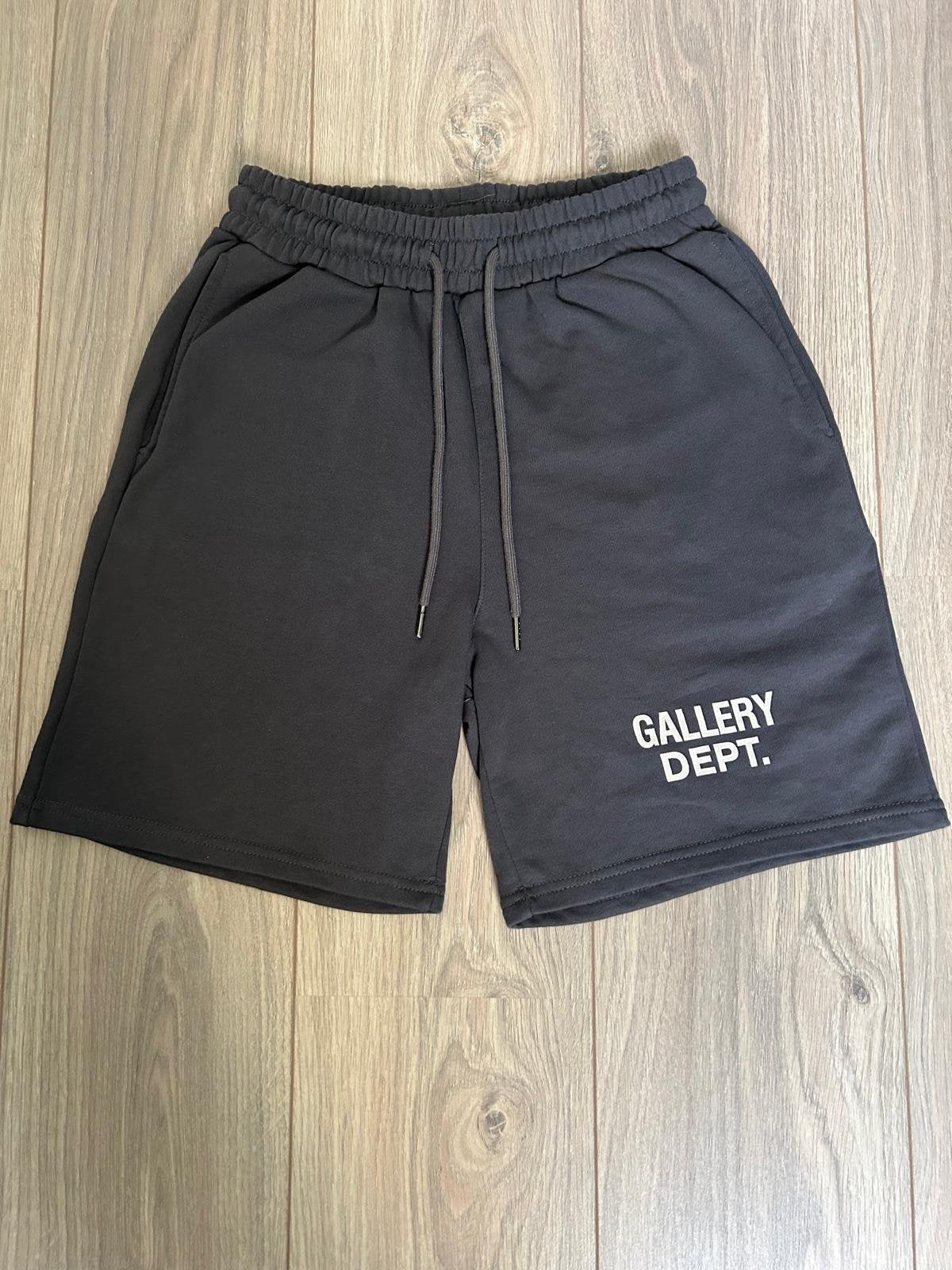 Niet gedragen mooie korte broek van Gallery Dept. Maat S, Ophalen, Nieuw, Maat 46 (S) of kleiner, Grijs