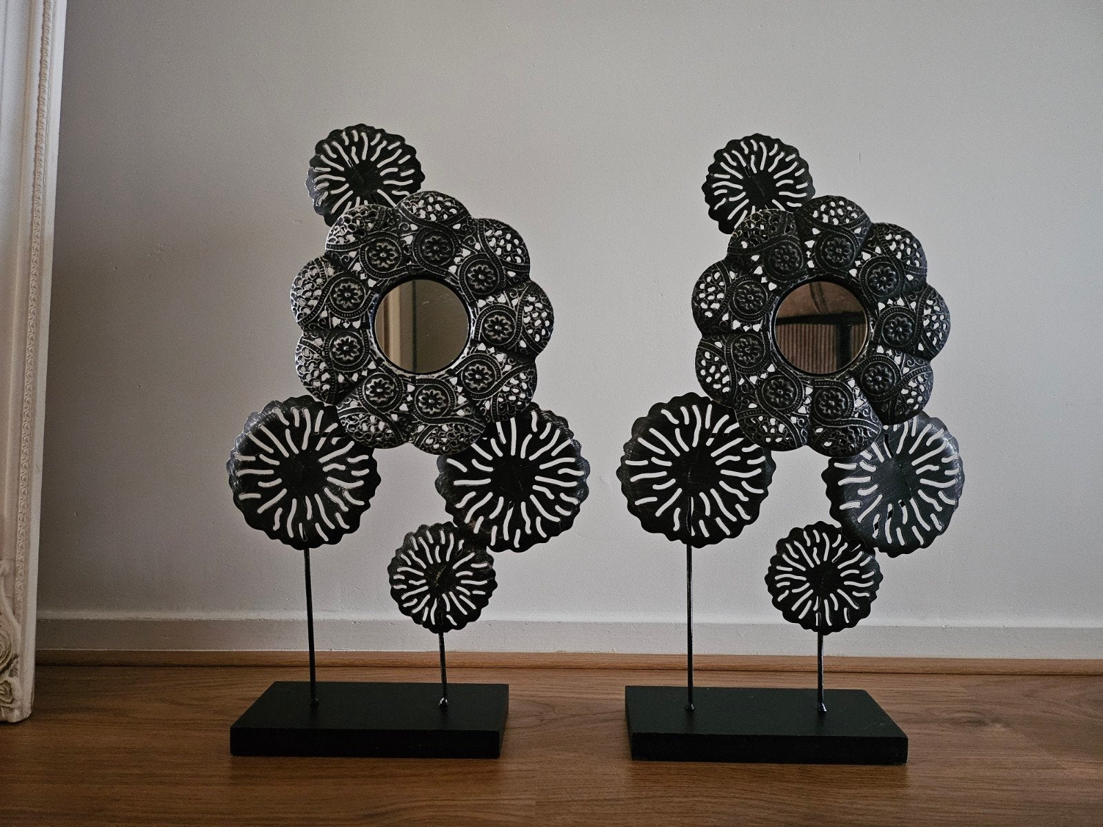2x Metalen decoratie met spiegel 24,5x8x42cm, Ophalen, Zo goed als nieuw, Meerkleurig, Metaal