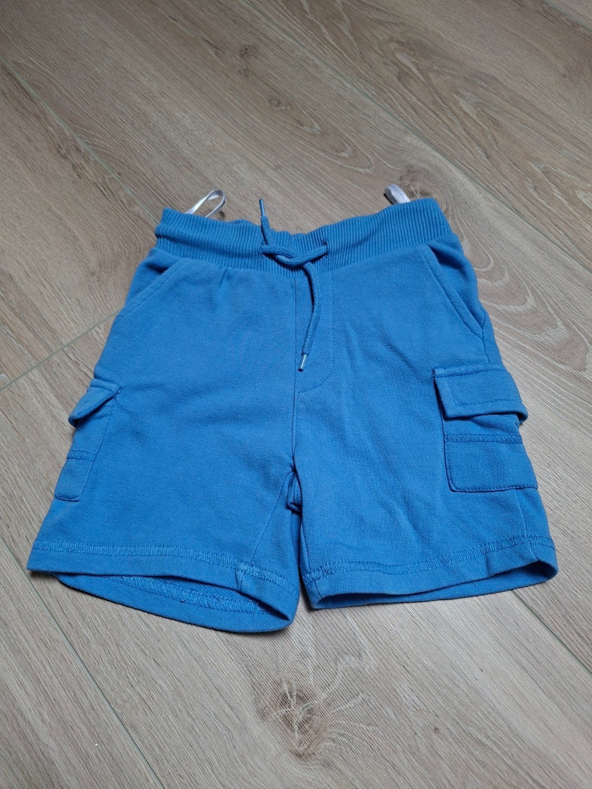 Blauwe korte kind broek / short Zeeman - maat 98/104, Broek, Zeeman, Gebruikt, Ophalen of Verzenden