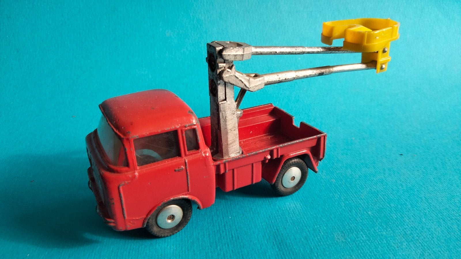 Corgi Toys Jeep FC-150 met hoogwerker, Ophalen of Verzenden