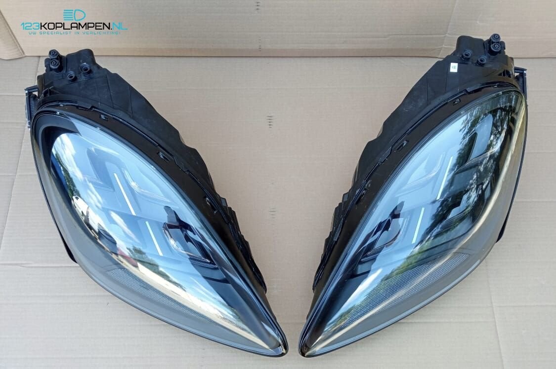 Porsche Cayenne Matrix Full Led Dark Line koplamp links rech, Auto-onderdelen, Verlichting, Ophalen, Gebruikt, -, -