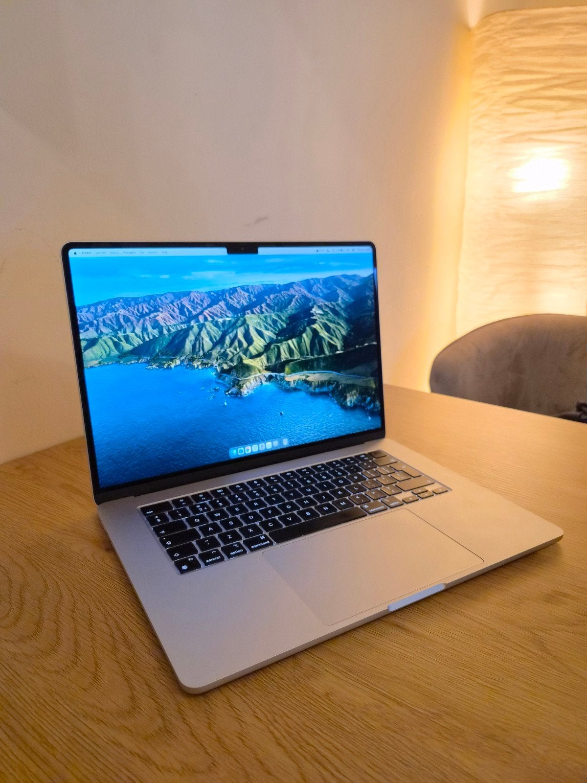 MacBook Pro 15.3 inch, 16GB RAM, 96% batterij