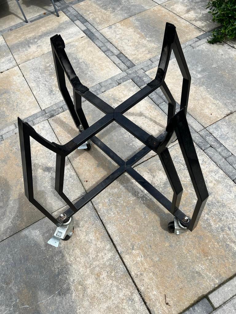 Kamado onderstel met wielen, Ophalen, Gebruikt