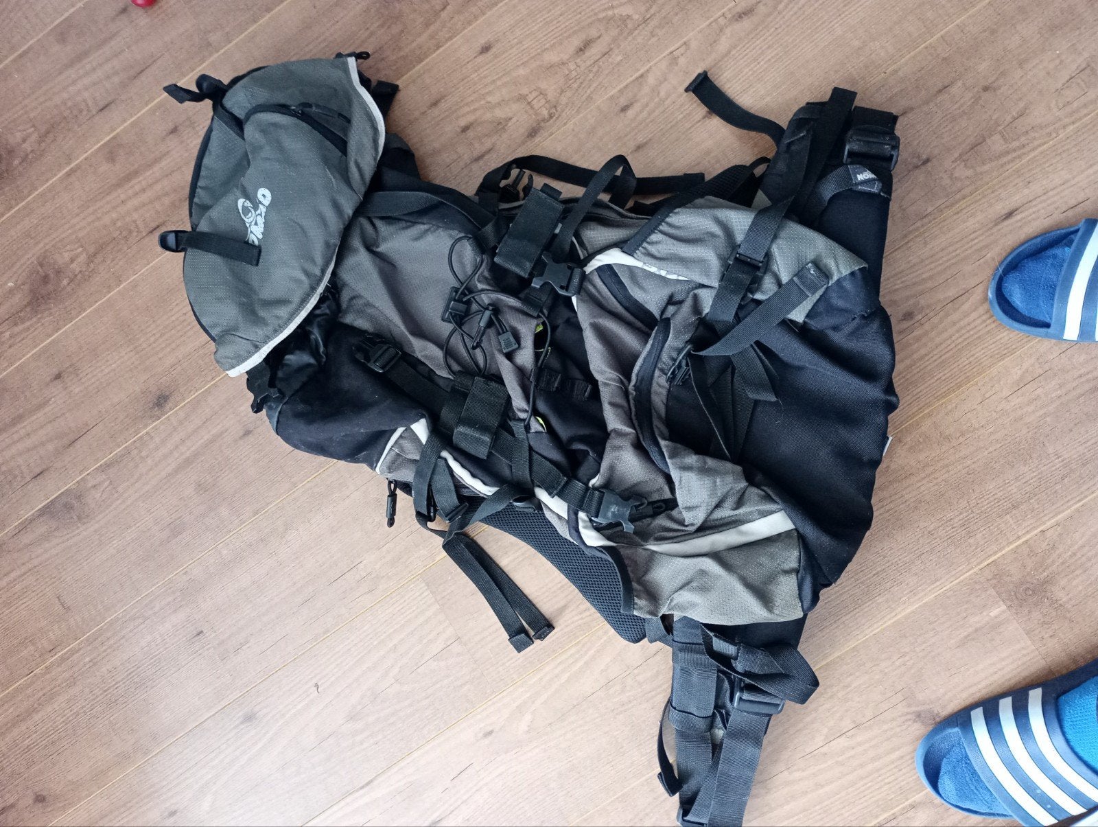 Nomad Explorer 50L Trekking Rugzak - Zo goed als nieuw, Nomad, 25 tot 40 cm, Ophalen of Verzenden, Zo goed als nieuw