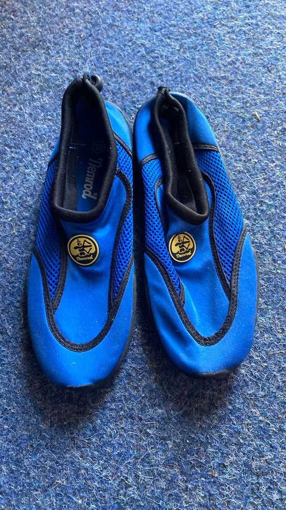 Waterschoenen maat 39, Watersport en Boten, Watersportkleding, Ophalen, Zo goed als nieuw, Dame of Heer, Zeil- of Surfschoenen