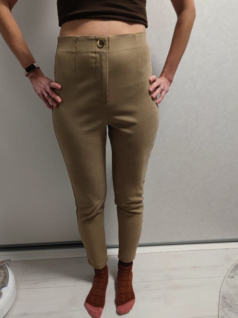 Zara suède skinny broek beige maat S-34/36, Verzenden, Zo goed als nieuw, Maat 34 (XS) of kleiner, Lang