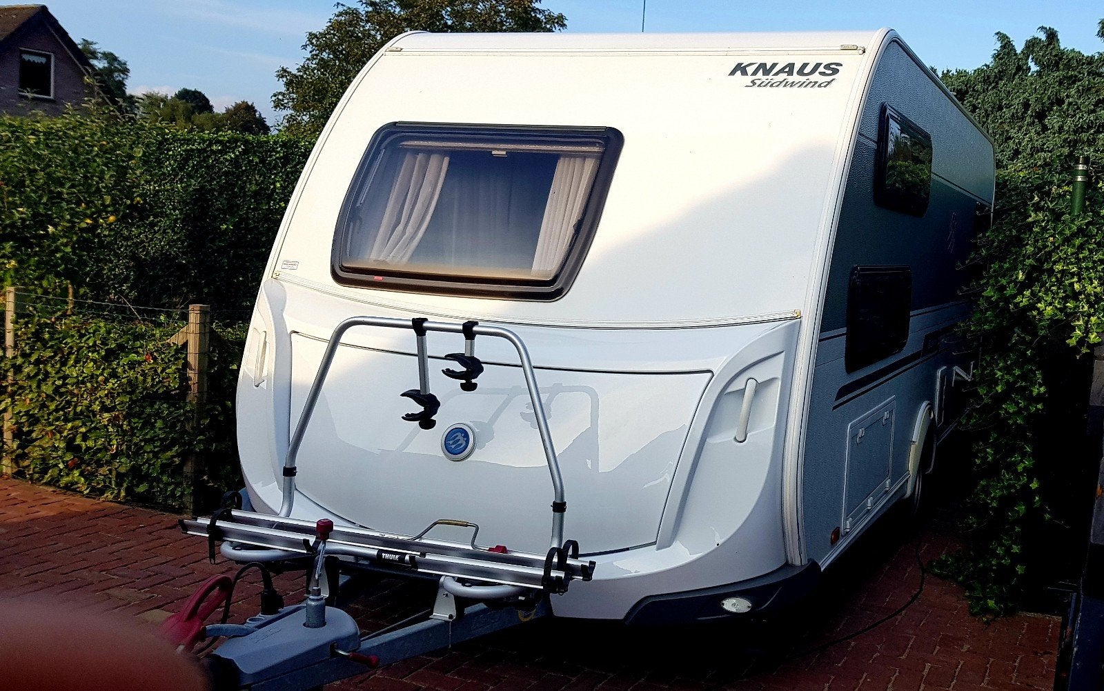 Knaus Sudwind 500 KU - Stapelbed | Airco, Rondzit, Dwarsbed, Particulier, 5 tot 6 meter