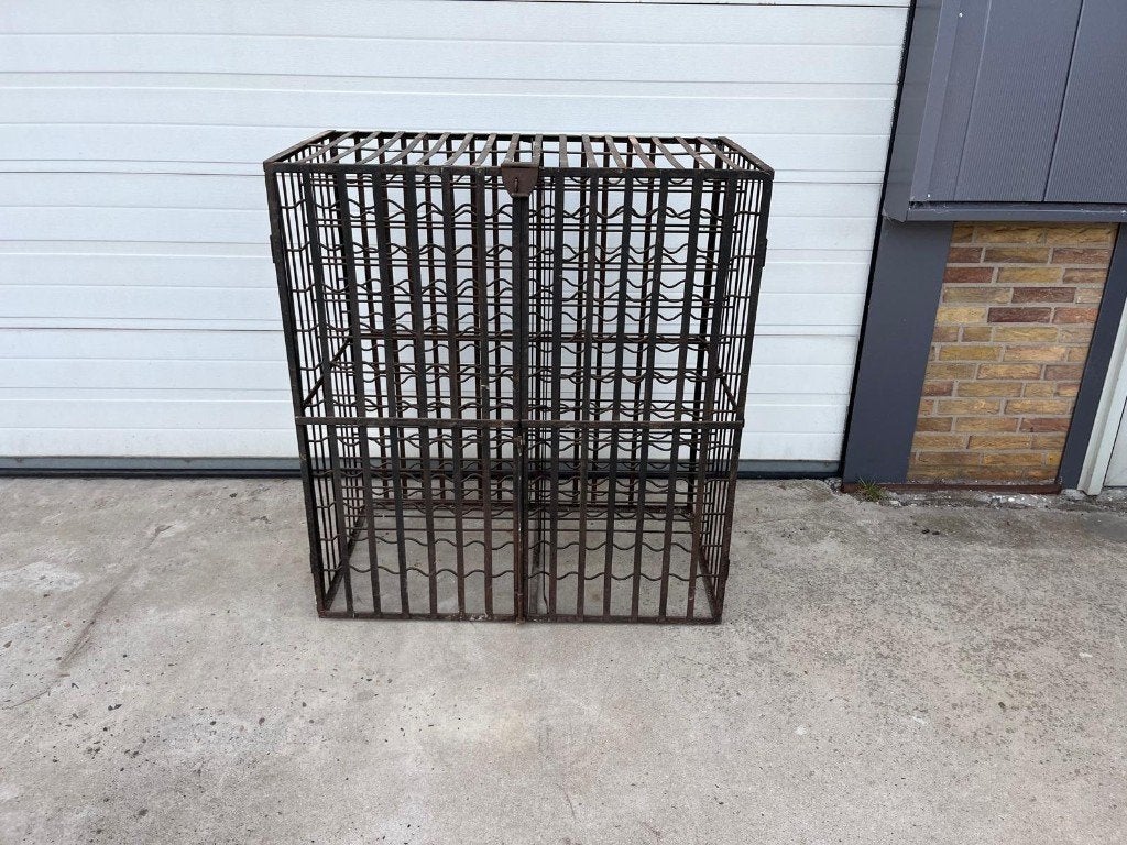 Antieke Franse metalen wijnkooi / wijnrek, Ophalen of Verzenden, Gebruikt, Metaal, 25 flessen of meer